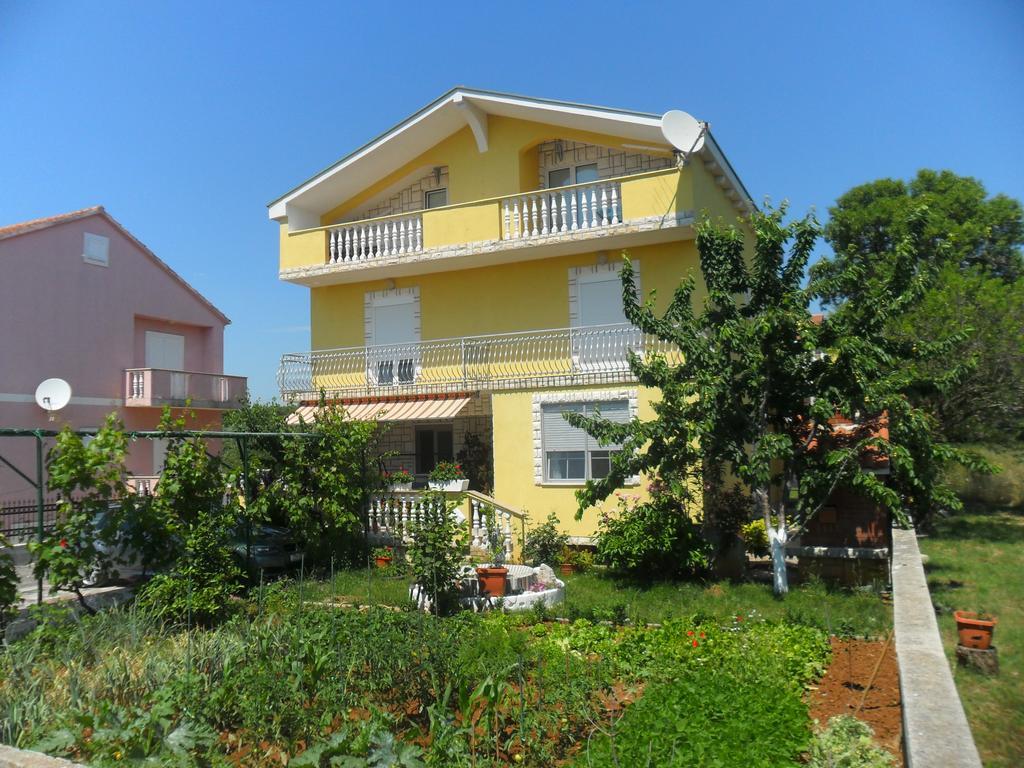 Apartments Marina Sukosan Exterior photo